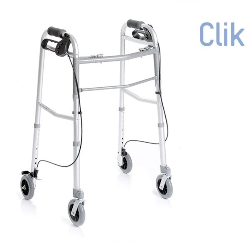 Deambulatore pieghevole in alluminio anodizzato – 2 ruote piroettanti e 2 ruote fisse con freno azionabile a mano Ø 12 cm – Click