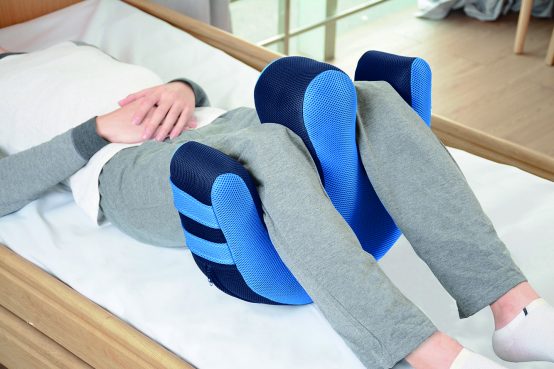 Cuscino girapaziente: ecco come movimentare il paziente allettato in sicurezza