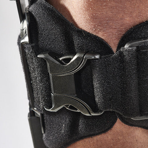 EKEEP® G1 CROSSKEEP R.O.M. - TUTORE DI GINOCCHIO