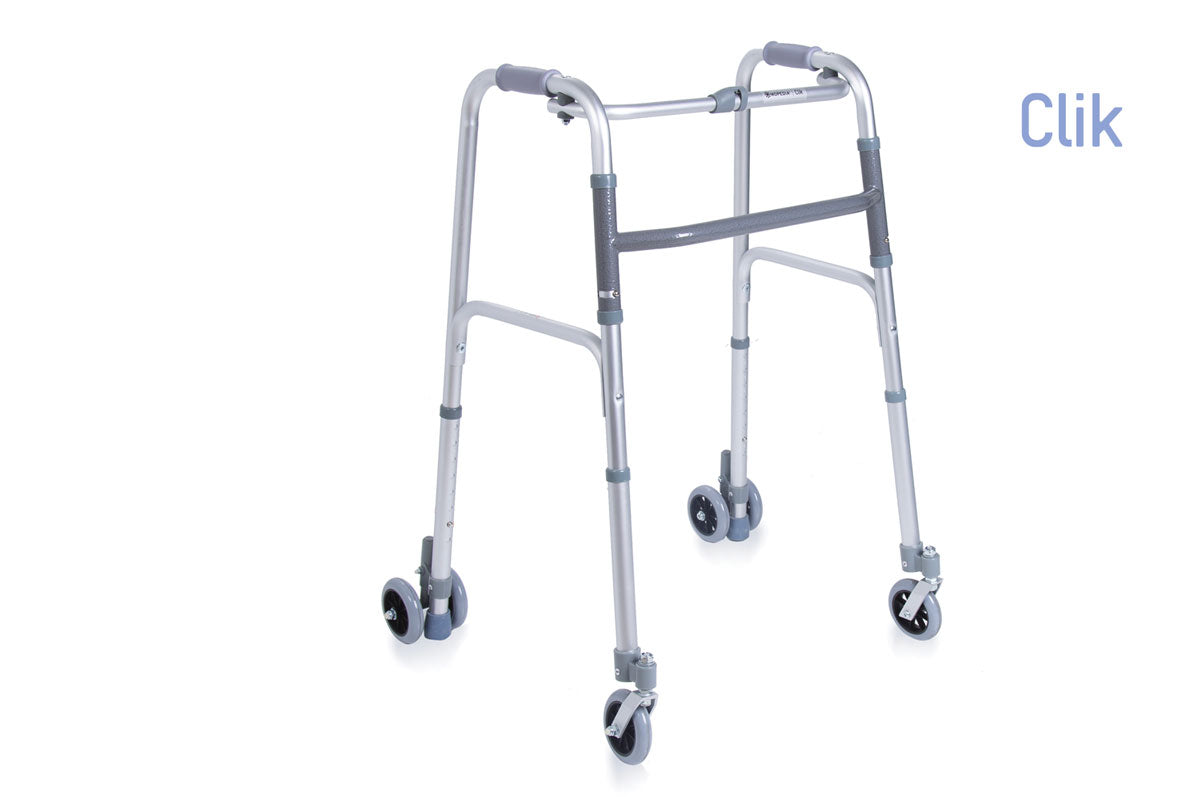 Deambulatore pieghevole in alluminio anodizzato – 2 ruote piroettanti e 2 gemellate con rotazione frizionata Ø10 cm – Click